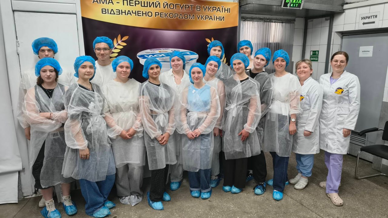 Студенти 1-го курсу факультету харчових наук, нутриціології та управління якістю НУБіП України